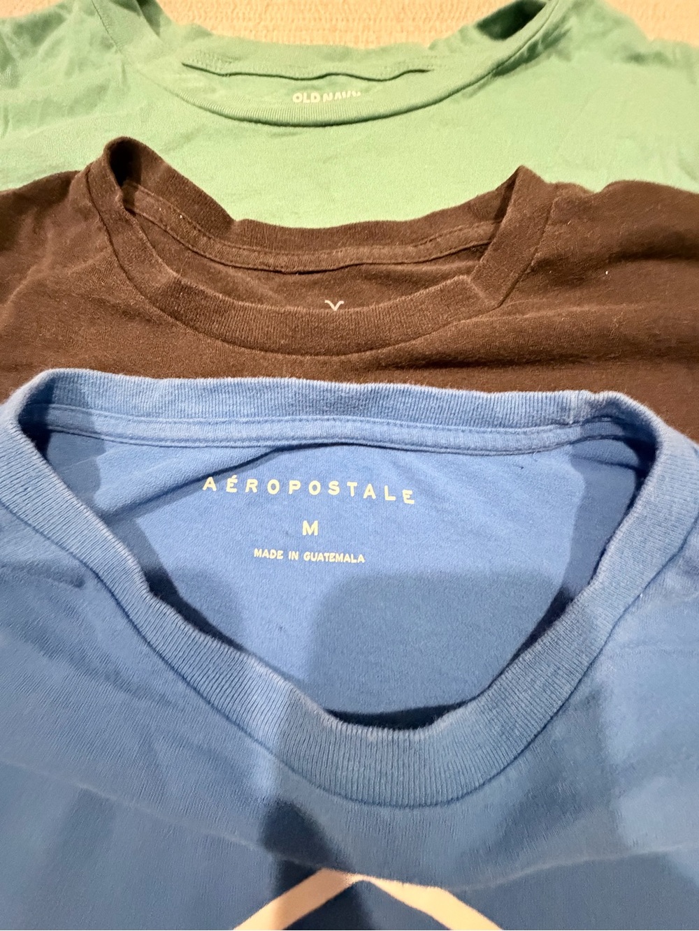 Men’s Medium T-Shirt Bundle Old Navy Yellowstone Aeropostale Sonoma 4 Shirts - Picture 9 of 9
